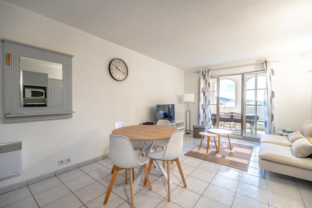 Superbe Appartement Avec Piscine Le Plan-de-la-Tour Bagian luar foto